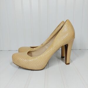 Franco Sarto L Cicero Women's Beige Snake Print Closed Toe Heels E651